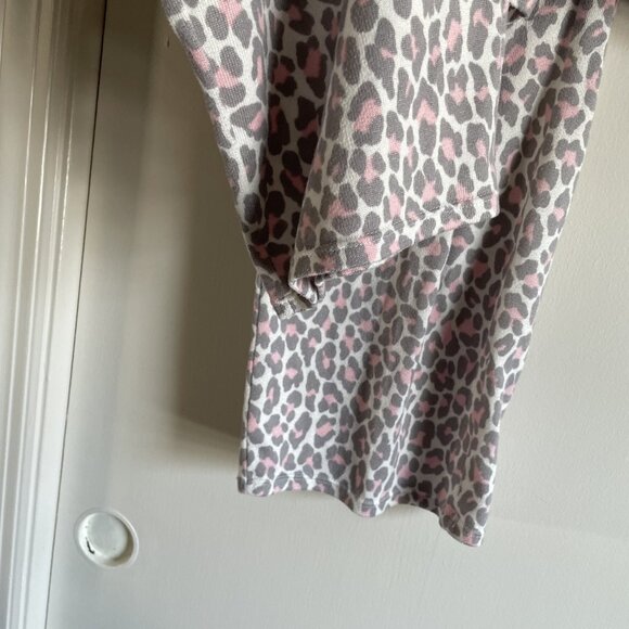 Kate Spade New York Pajamas 2 Piece SET Size S Pink Leopard Print PJ Top Pants - Picture 15 of 16